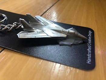 トップガンマーヴェリックキーホルダーF/A-18 F-14ピンバッチの3個セット トップガン マーヴェリック ブルーレイ+DVD（「F-14」「ダーク